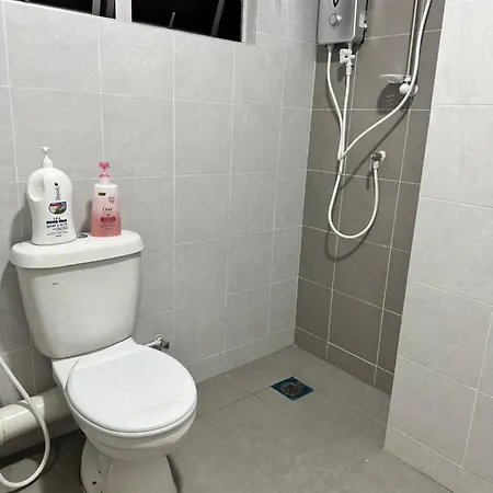 Manjung Vermogen Stay-Wi-Fi+Ktv Sitiawan Exterior photo