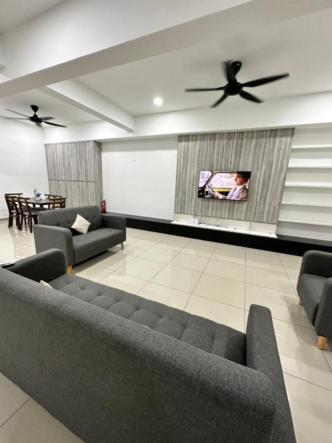 Apartment Manjung Vermogen Stay-wi-fi+ktv Sitiawan